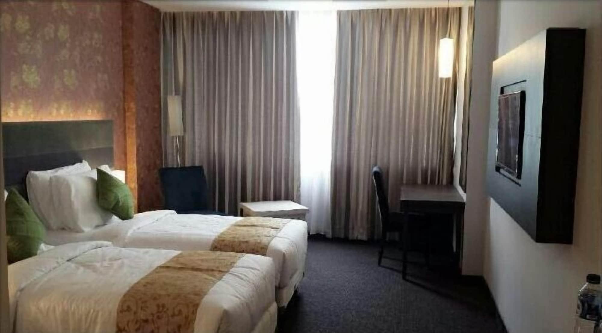 Tjokro Hotel Pekanbaru Εξωτερικό φωτογραφία