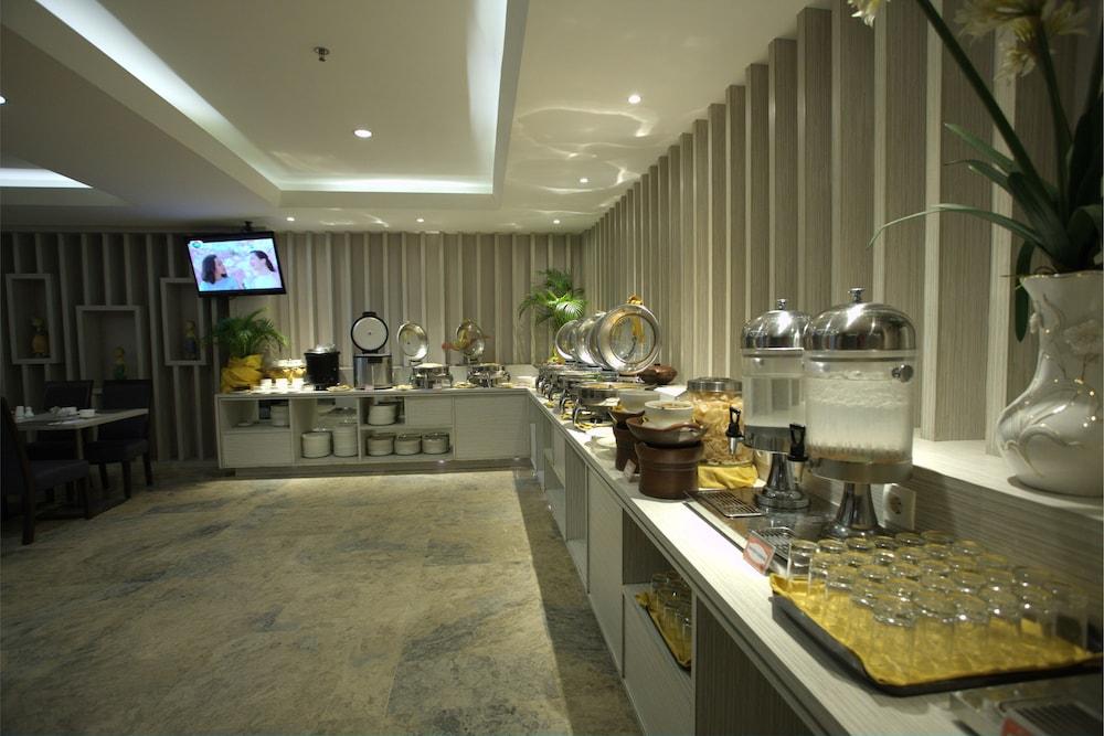 Tjokro Hotel Pekanbaru Εξωτερικό φωτογραφία