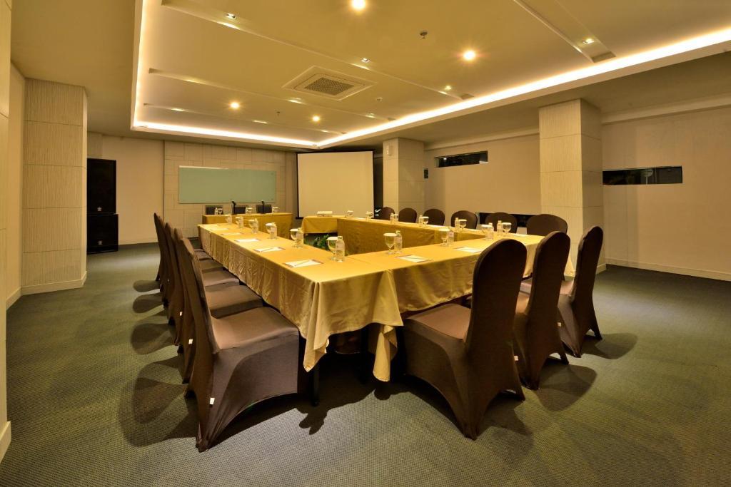 Tjokro Hotel Pekanbaru Εξωτερικό φωτογραφία