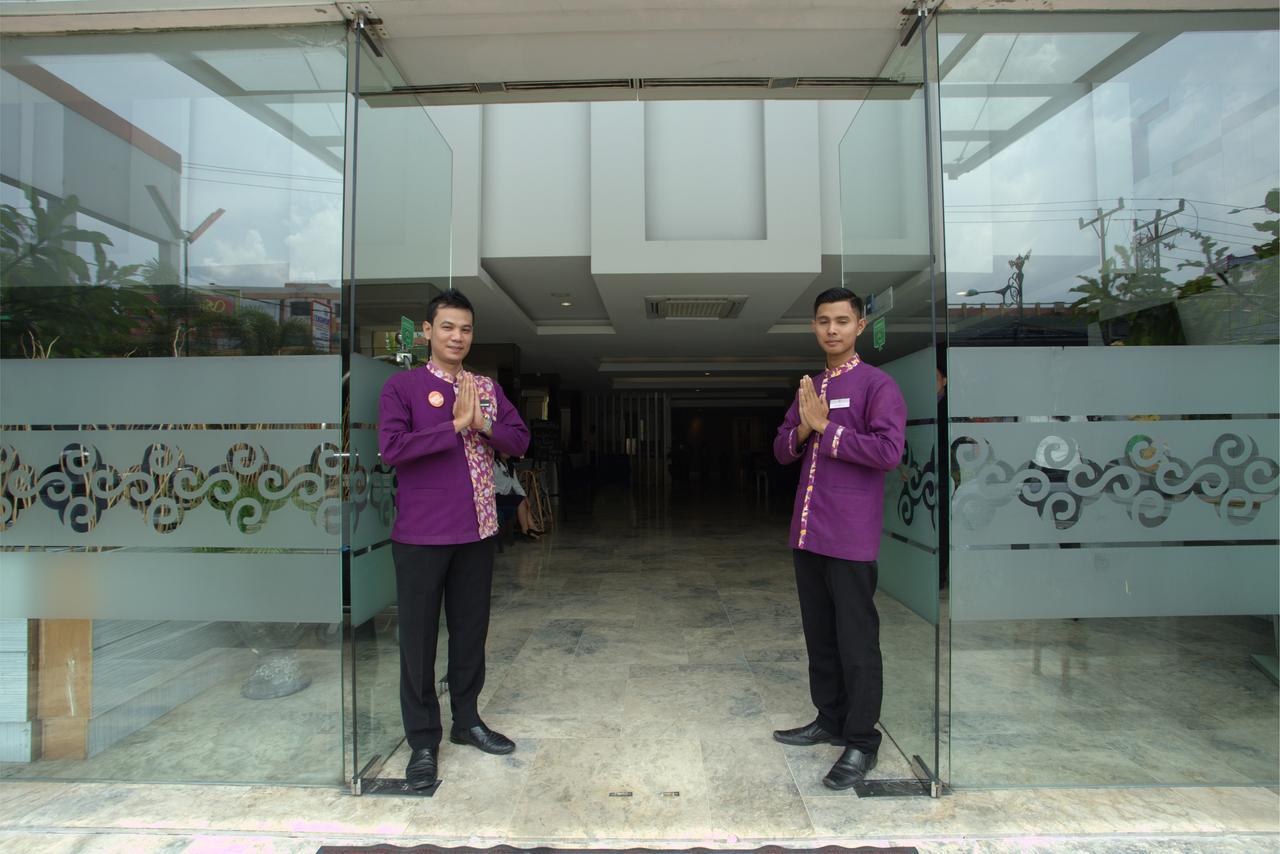 Tjokro Hotel Pekanbaru Εξωτερικό φωτογραφία