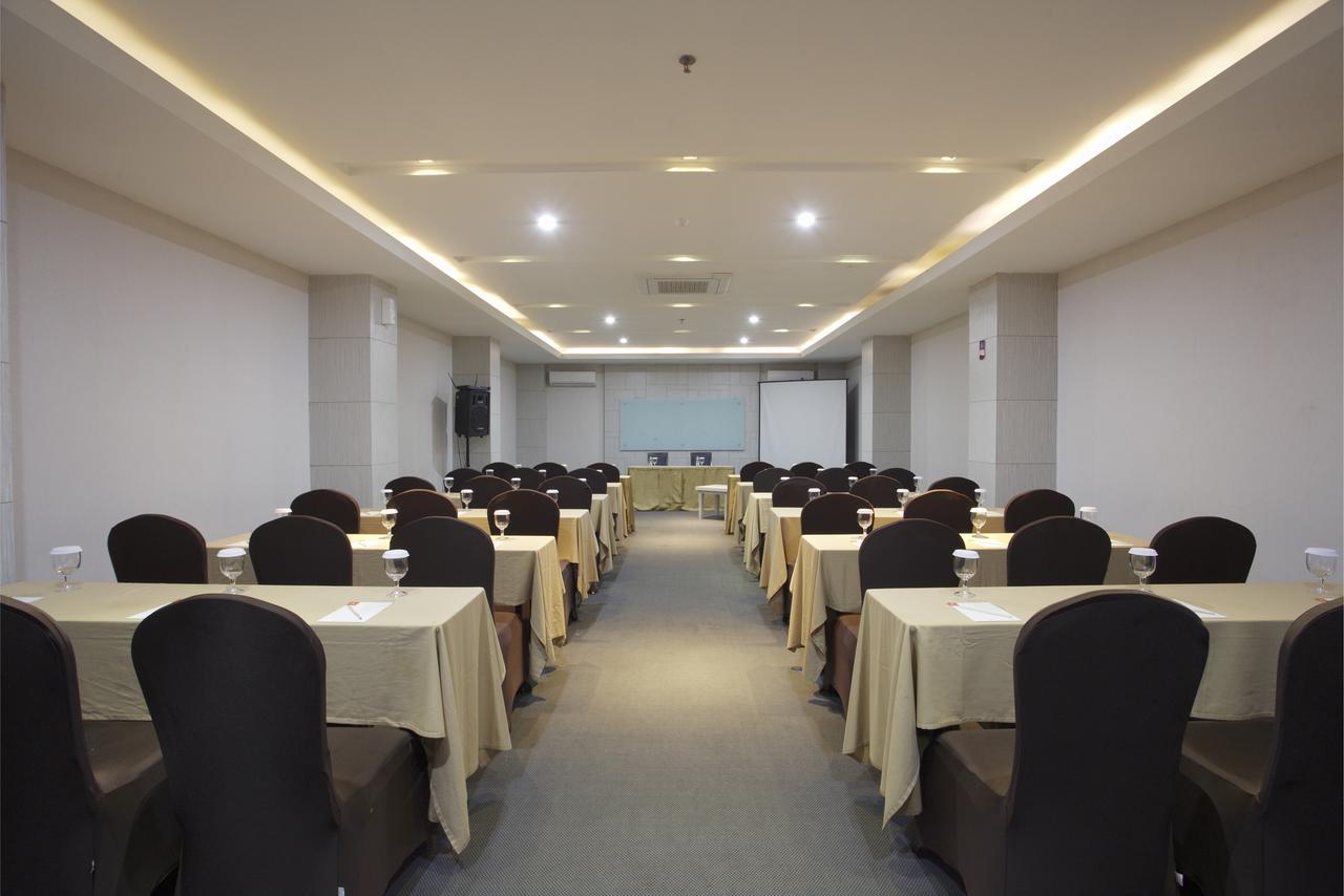 Tjokro Hotel Pekanbaru Εξωτερικό φωτογραφία